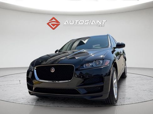 Used 2019 Jaguar F-PACE Premium AWD/4WD image 4