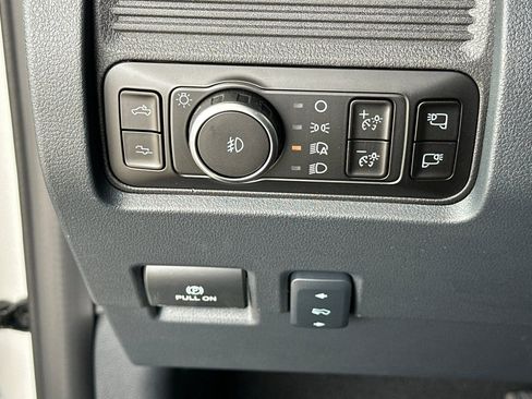 New 2026 Ford F250 Platinum AWD/4WD image 31