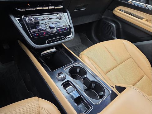 Used 2022 Lincoln Corsair Grand Touring AWD/4WD image 25