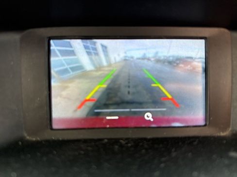 Used 2016 Ford Focus SE w/ SE Cold Weather Package image 15