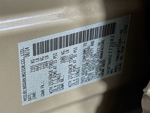 Used 2025 Nissan Rogue SV image 12