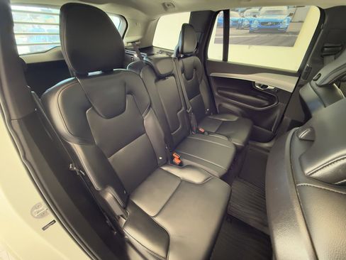 Used 2023 Volvo XC90 B5 Core w/ Protection Package Premier image 30