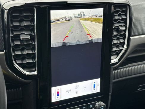 Certified 2025 Ford Ranger XLT w/ Chrome Accent Package image 18