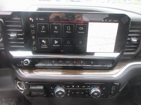 New 2026 GMC Sierra 2500 SLE image 17