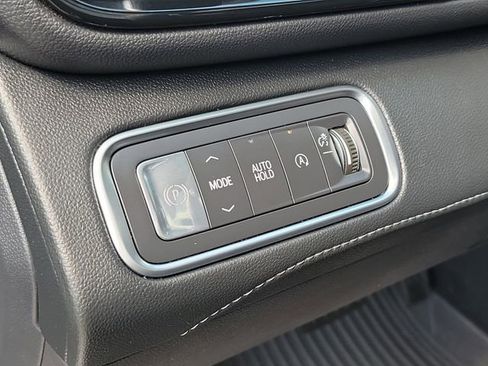 Used 2025 Buick Enclave Sport Touring w/ Power Package image 20