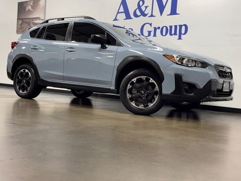 Used 2021 Subaru Crosstrek 2.0i image 3