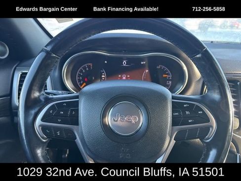 Used 2021 Jeep Grand Cherokee Laredo X image 19