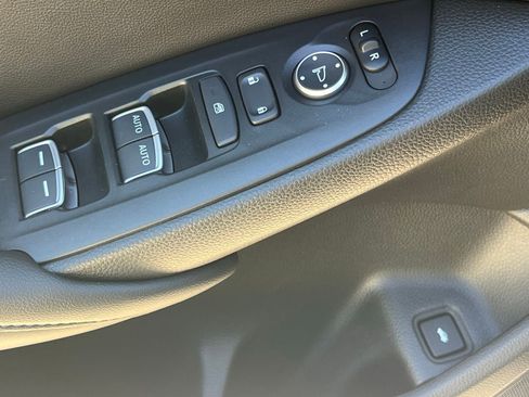 Used 2022 Honda Accord Touring image 26