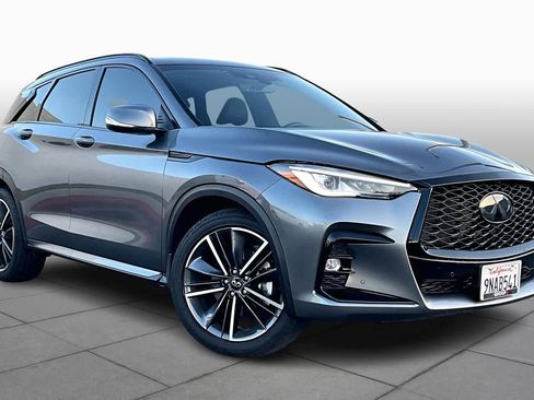 Used 2024 INFINITI QX50 Sport image 3