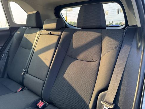 Used 2020 Toyota RAV4 LE FWD image 18