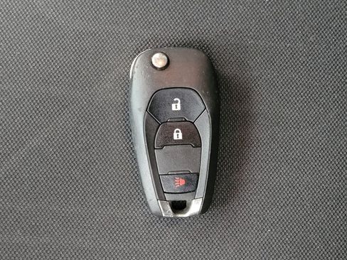 Used 2022 Chevrolet Trax LT AWD/4WD image 32