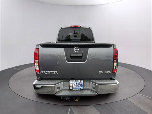 Used 2019 Nissan Frontier SV AWD/4WD image 5