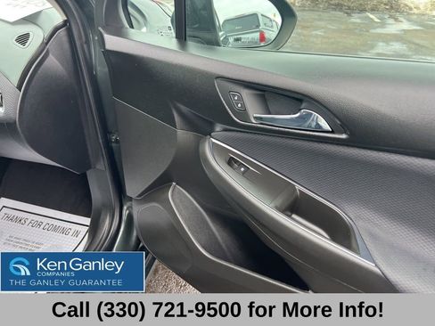 Used 2018 Chevrolet Cruze LT w/ Convenience Package image 57