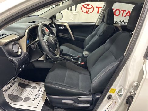 Used 2014 Toyota RAV4 XLE image 24