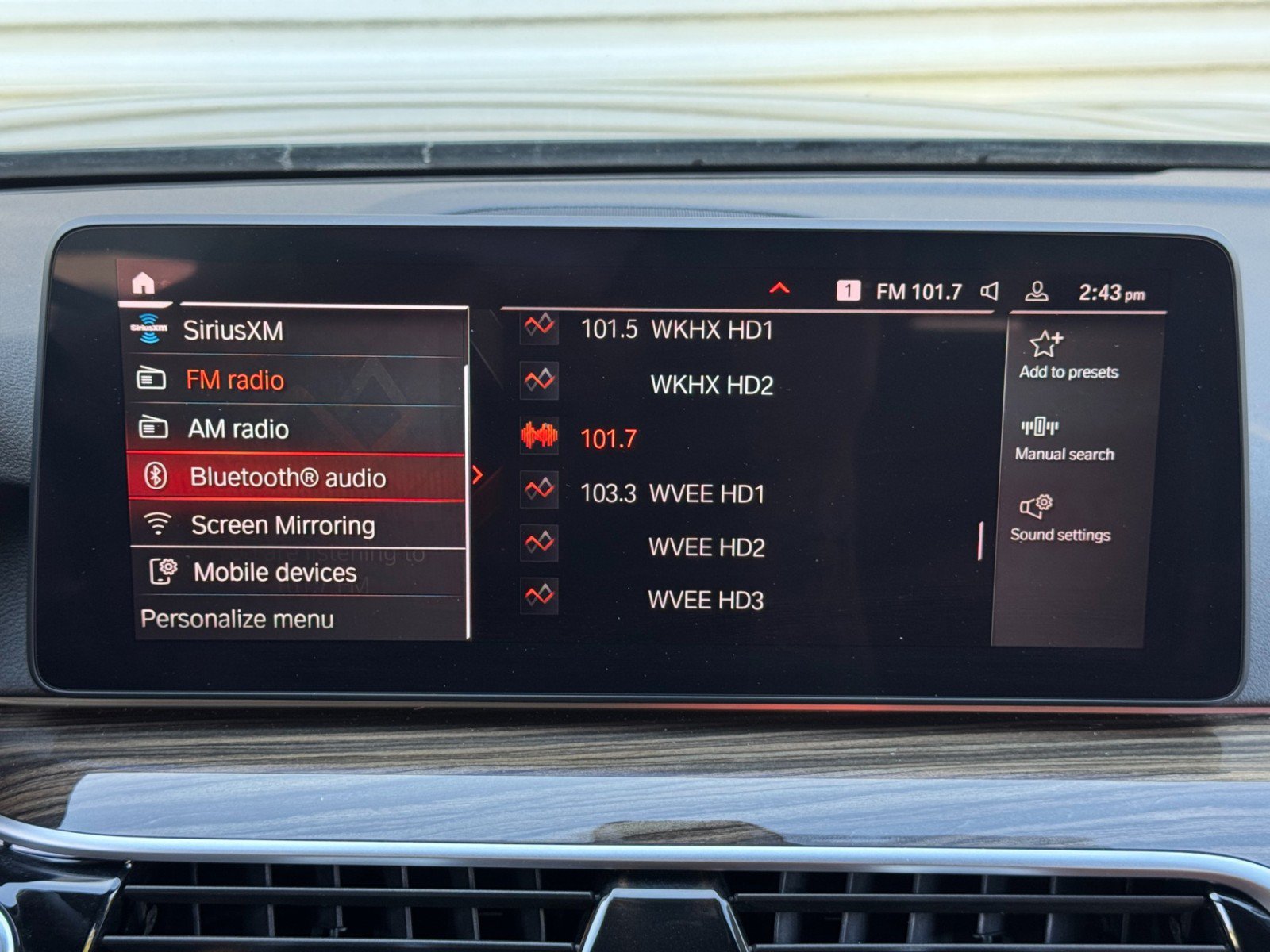 Used 2021 BMW 540i w/ M Sport Package RWD image 26