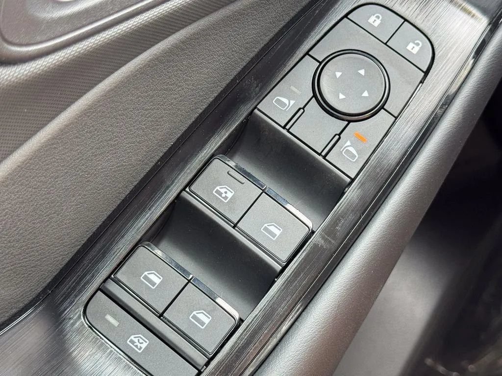 New 2026 Nissan Rogue S FWD image 20