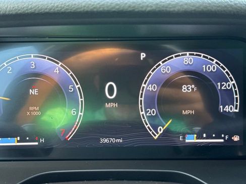 Certified 2022 Jeep Grand Cherokee L Limited AWD/4WD image 29