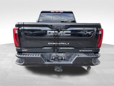 Certified 2025 GMC Sierra 2500 Denali Ultimate AWD/4WD image 4