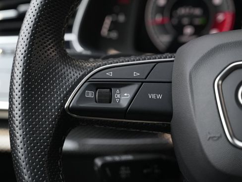 Used 2022 Audi SQ8 Prestige w/ Prestige Package image 47