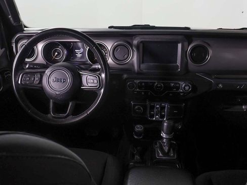 Used 2022 Jeep Wrangler Unlimited Sport image 28
