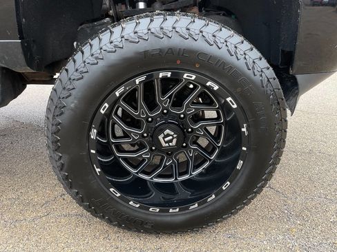 Used 2017 Chevrolet Silverado 2500 High Country w/ Duramax Plus Package image 10