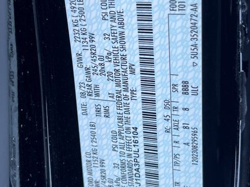 Used 2023 Lincoln Corsair Standard Sport Utility w/ Equipment Group 101A image 27