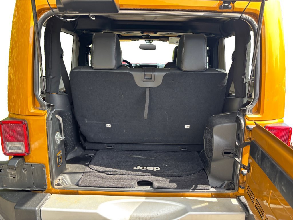 Used 2014 Jeep Wrangler Sahara w/ Connectivity Group AWD/4WD image 14