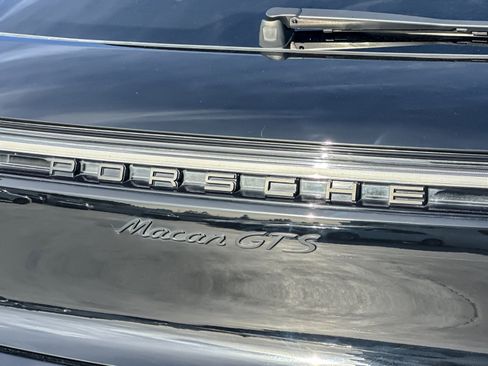 Certified 2022 Porsche Macan GTS image 27