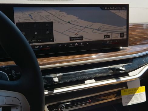 New 2027 BMW X7 xDrive40i w/ Climate Comfort Package AWD/4WD image 12