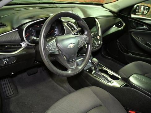Used 2024 Chevrolet Malibu LT image 21