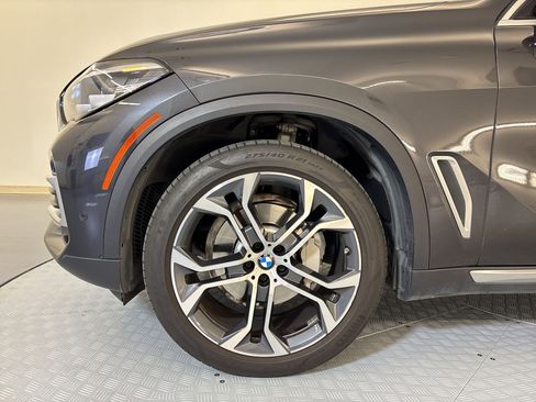 Used 2023 BMW X5 sDrive40i w/ Premium Package image 11