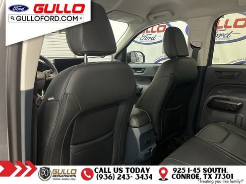 Used 2025 Ford Maverick Lobo AWD/4WD image 16