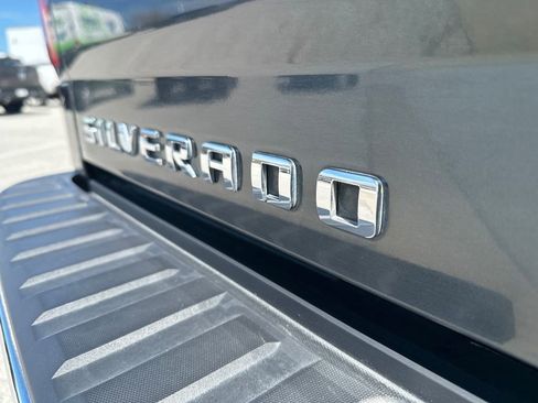 Used 2018 Chevrolet Silverado 1500 LT w/ All Star Edition AWD/4WD image 34