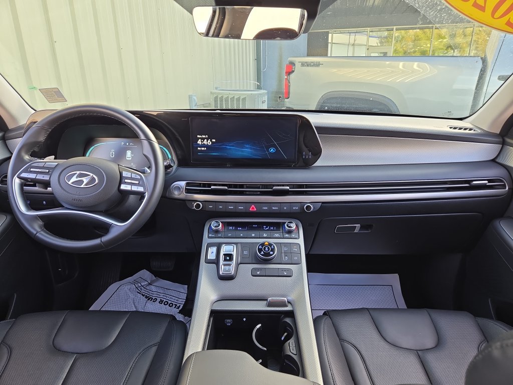 Used 2025 Hyundai Palisade SEL AWD/4WD image 19