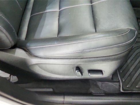 Used 2022 Kia Telluride EX w/ EX Premium Package image 38