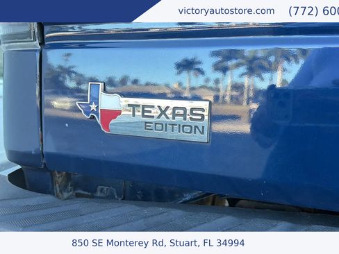 Used 2011 Ford F150 XLT w/ XLT Chrome Pkg image 7