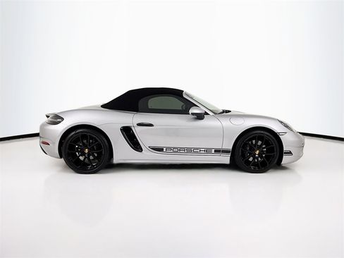 Used 2024 Porsche 718 Boxster Style Edition image 8