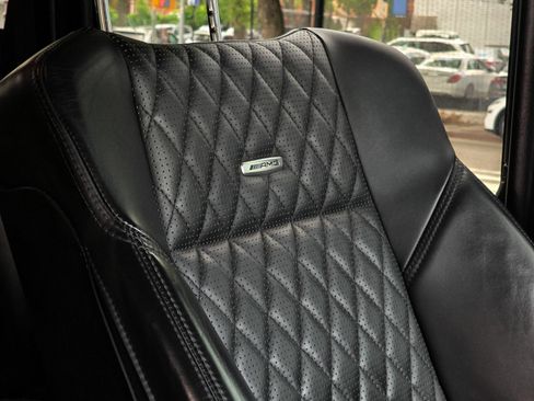 Used 2016 Mercedes-Benz G 63 AMG 4MATIC image 38