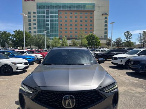 Used 2023 Acura MDX A-Spec image 2