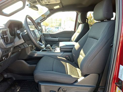 Used 2025 Ford F150 XLT w/ Equipment Group 302A MID image 13