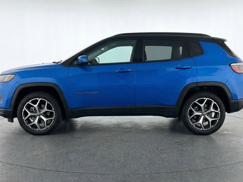 Used 2025 Jeep Compass Limited AWD/4WD image 5