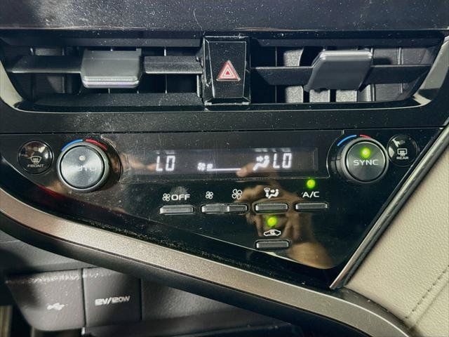 Certified 2022 Toyota Camry LE FWD image 17