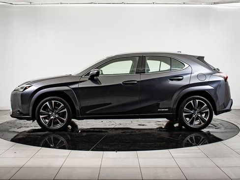 Used 2022 Lexus UX 250h w/ Premium Package image 5