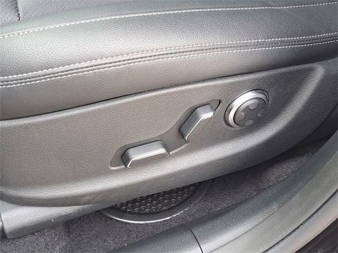 Used 2025 Genesis GV70 2.5T image 22