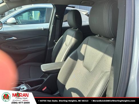 Certified 2024 Buick Encore GX Preferred w/ Comfort Package AWD/4WD image 8