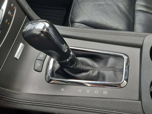 Used 2019 Lincoln MKT AWD image 34