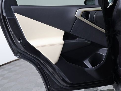 Used 2025 BMW X3 xDrive30i w/ Convenience Package image 13