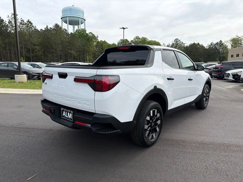 New 2026 Hyundai Santa Cruz SE FWD image 6