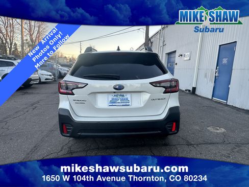 Used 2021 Subaru Outback Premium image 6