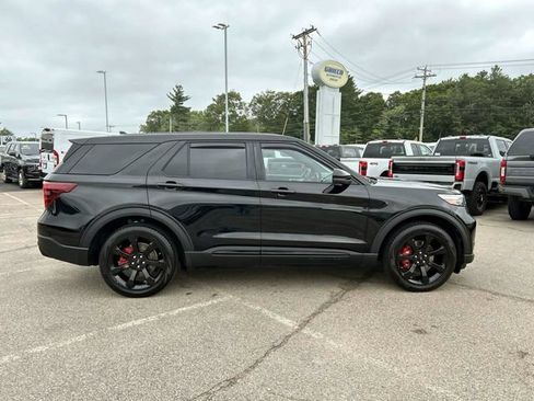 Used 2021 Ford Explorer ST w/ Equipment Group 401A AWD/4WD image 2